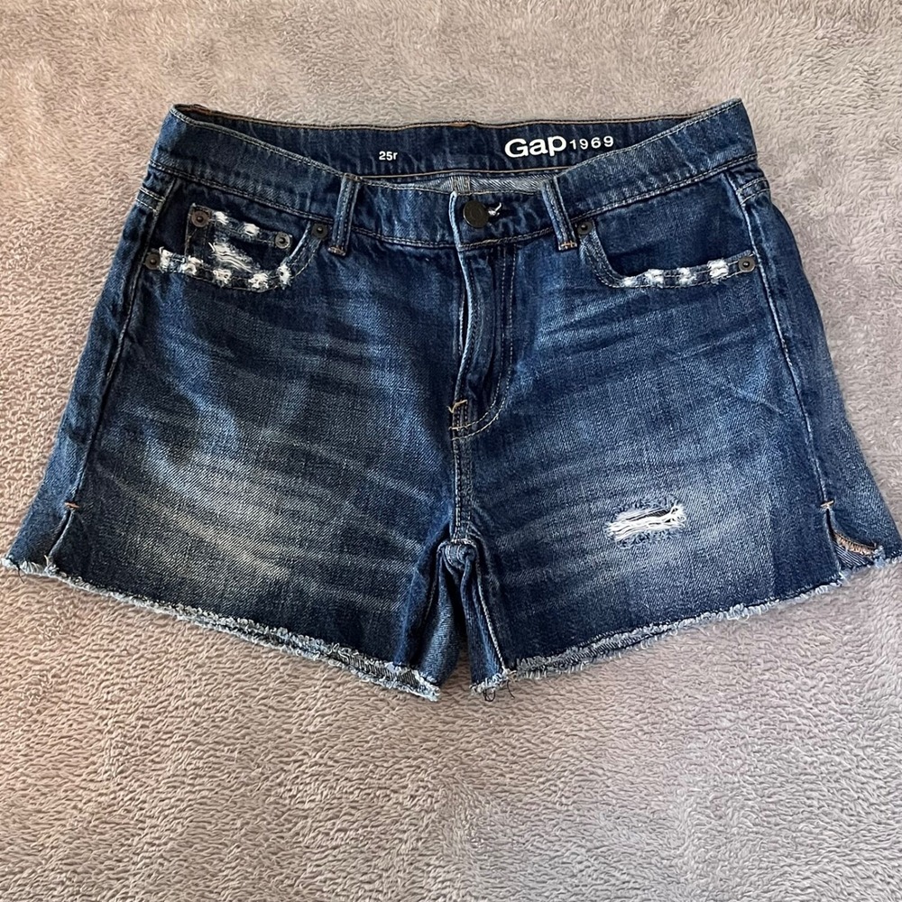 Gap Shorts Womens 25 Blue Cutoffs 3" Inseam Dark Wash Faded Summer Beach Denim
